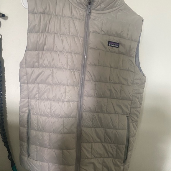 Faux Patagonia - Picture 2 of 7